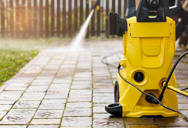 Best Vinyl Siding Pressure Washing in Glenwood, MN